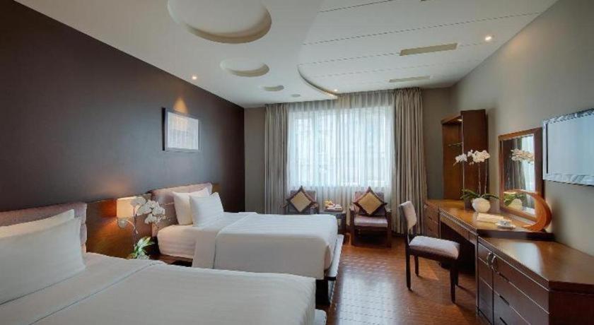 Grand Silverland Hotel Ho Chi Minh City Exterior photo