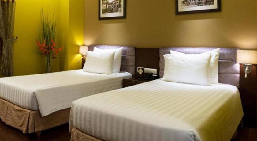 Grand Silverland Hotel Ho Chi Minh City Exterior photo