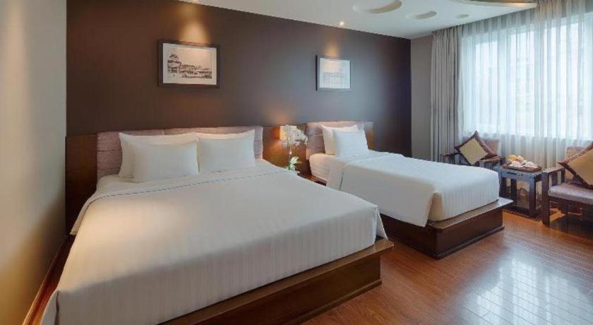 Grand Silverland Hotel Ho Chi Minh City Exterior photo