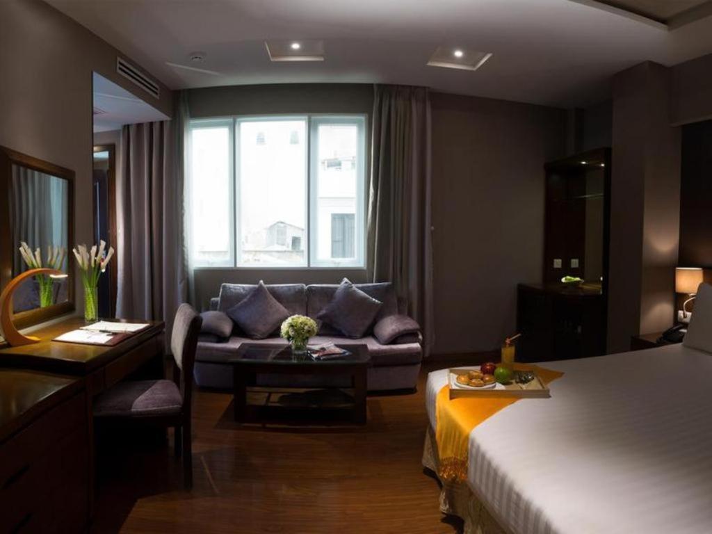 Grand Silverland Hotel Ho Chi Minh City Exterior photo