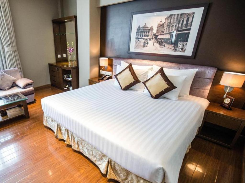Grand Silverland Hotel Ho Chi Minh City Exterior photo