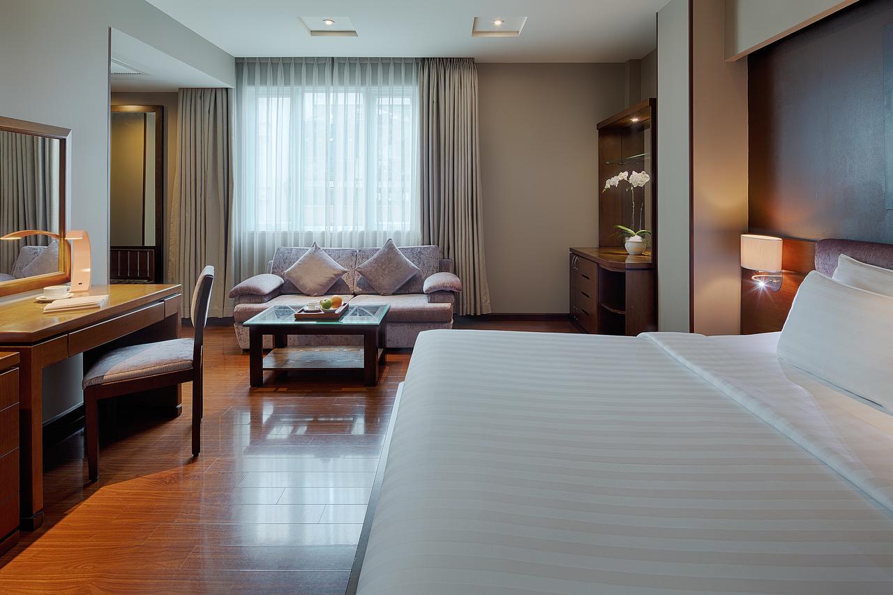Grand Silverland Hotel Ho Chi Minh City Exterior photo
