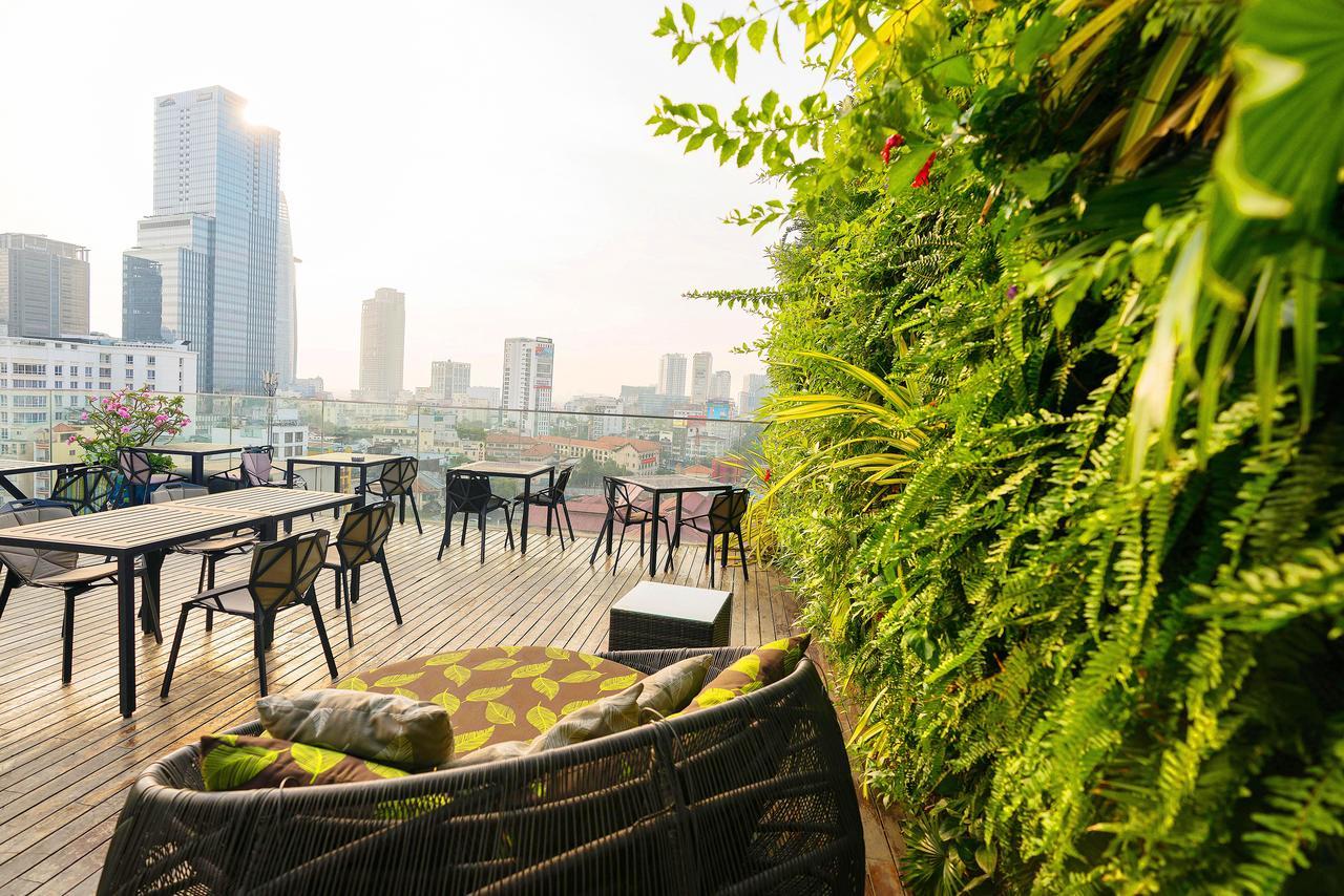 Grand Silverland Hotel Ho Chi Minh City Exterior photo